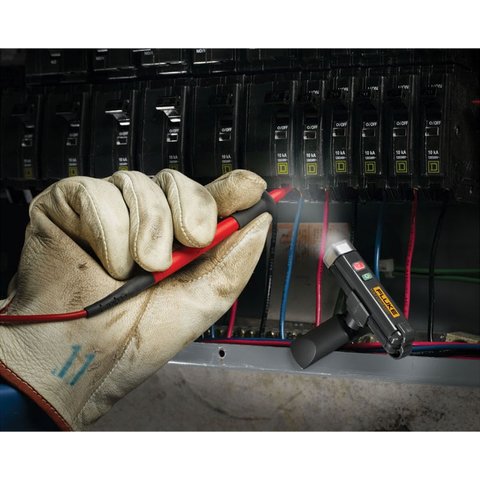 Бесконтактный детектор напряжения Fluke LVD1A со светодиодным фонариком (4571403) Превью 3